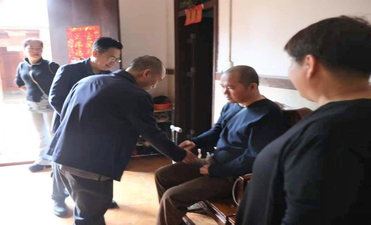 图为慰问活动现场图片